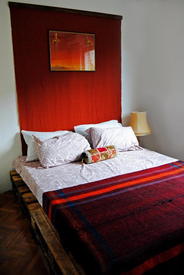 Balkanarama Hostel Мостар Экстерьер фото